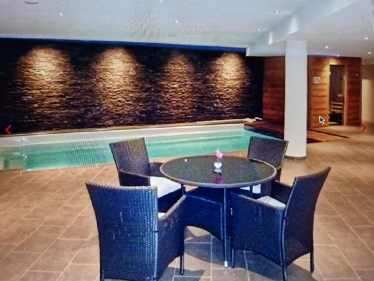 Superbe Appartement Champex-Lac Avec Piscine Et Sauna Exterior foto