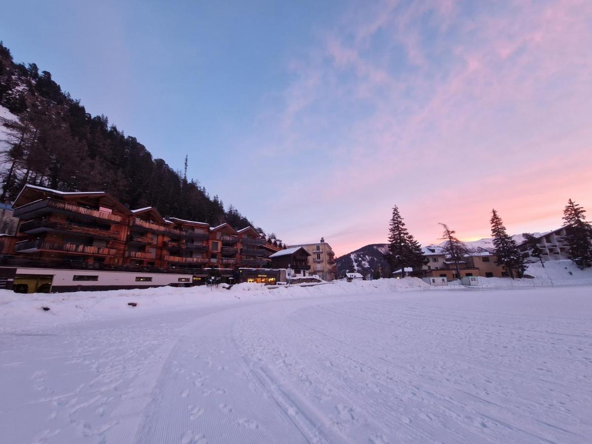 Superbe Appartement Champex-Lac Avec Piscine Et Sauna Exterior foto