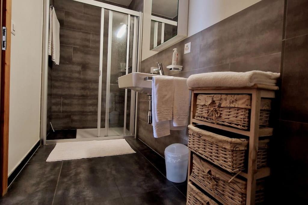 Superbe Appartement Champex-Lac Avec Piscine Et Sauna Exterior foto